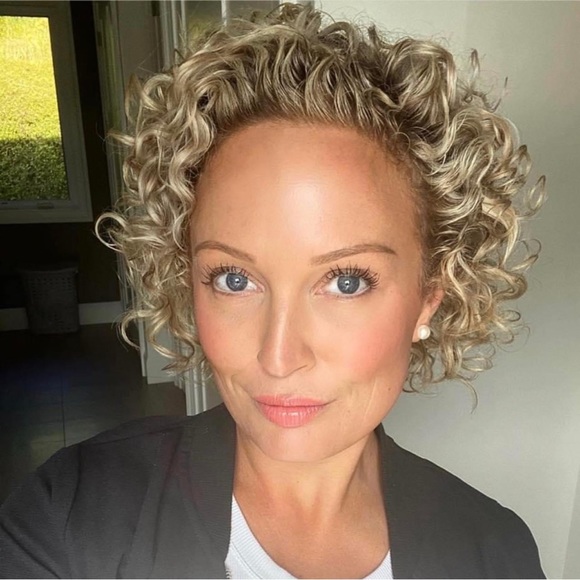 Meet your Posher, Marlo - Picture 1 of 1